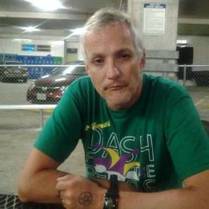 Meet your Posher, Larry